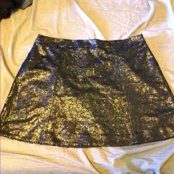 Womens black short sequin skirt size XL - Picture 1 of 2